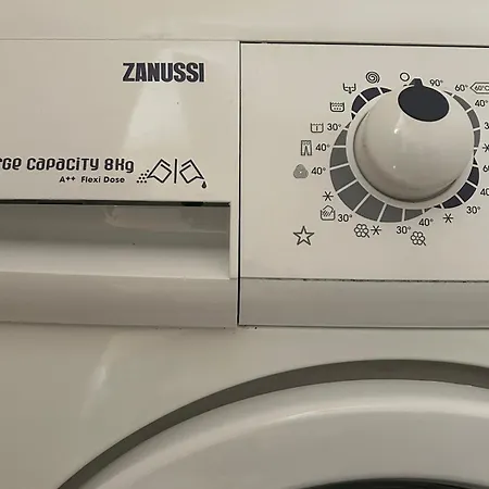 Thermos House Apartment